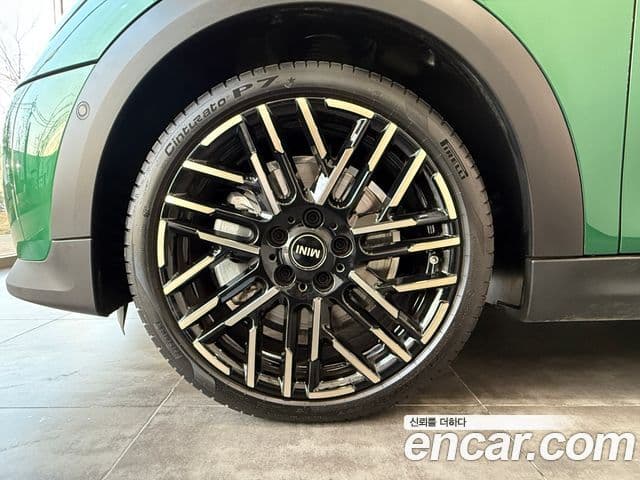 Mini Cooper S кабриолет 4세대 favored, 2025 все фото