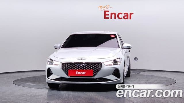 Genesis G70 Elite, 2020 3