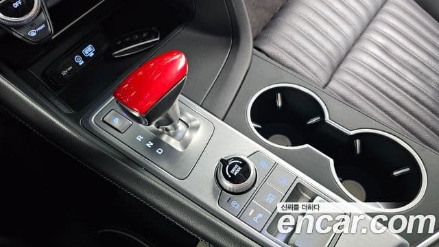 Genesis G70 Elite, 2020 9