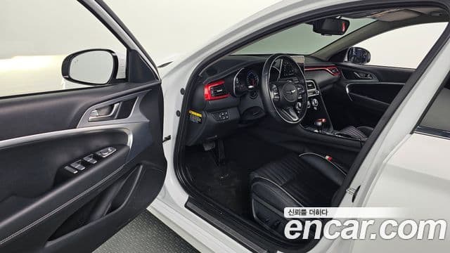 Genesis G70 Elite, 2020 12