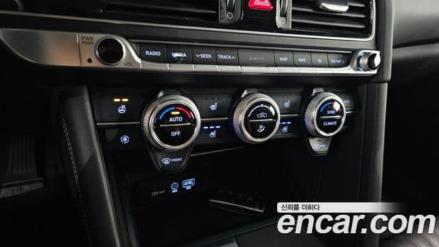 Genesis G70 Elite, 2020 16