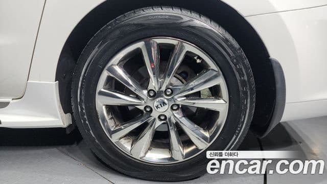 Kia The / новый New Carnival Special, 2019 все фото