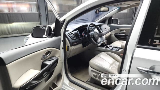 Kia The / новый New Carnival Special, 2019 10