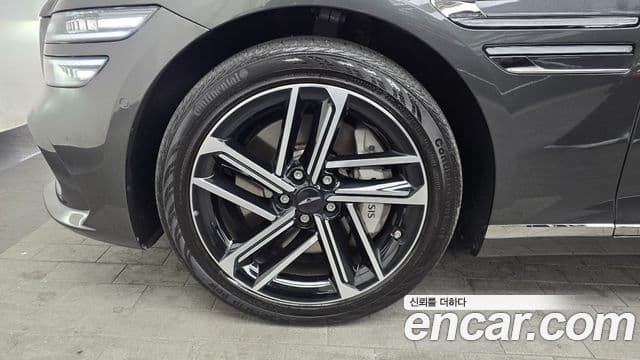 Genesis G80 (RG3) бензин 3.5 турбо AWD, 2025 все фото