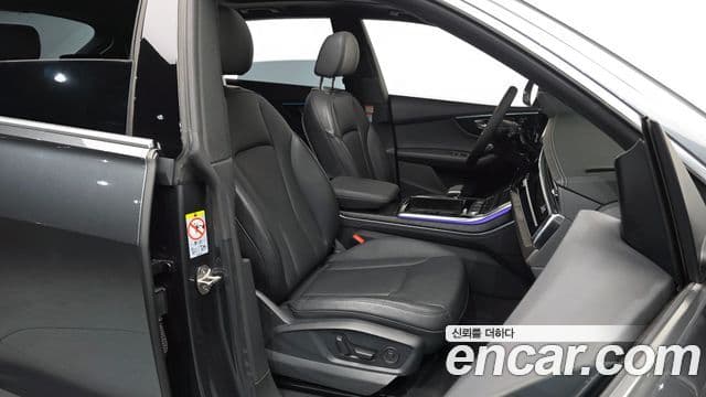Audi Q8 (4M) Premium, 2023 10