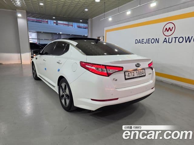 Kia K5 гибрид Prestige, 2013 3