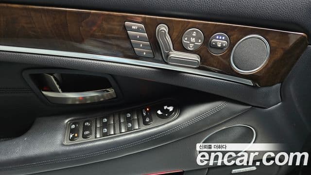 KG모빌리티(SsangYong) 뉴체어맨 W Prestige, 2012 14