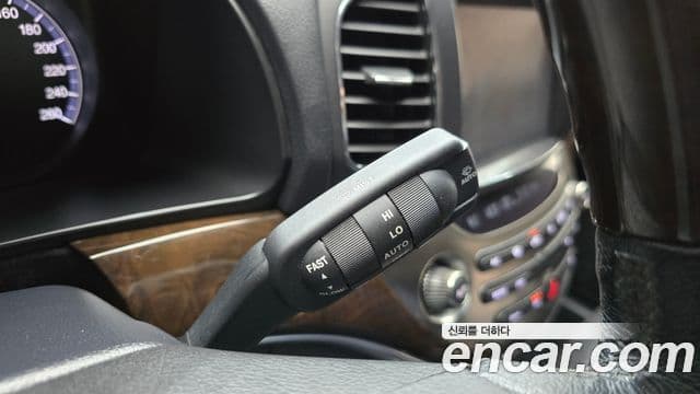 KG모빌리티(SsangYong) 뉴체어맨 W Prestige, 2012 16