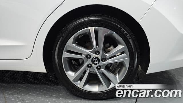 Hyundai Avante AD 1.6 GDI Value Plus, 2018 все фото