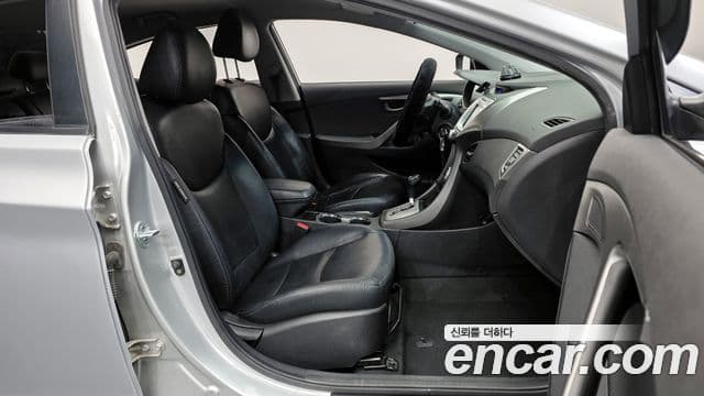 Hyundai Avante MD Luxury, 2012 10