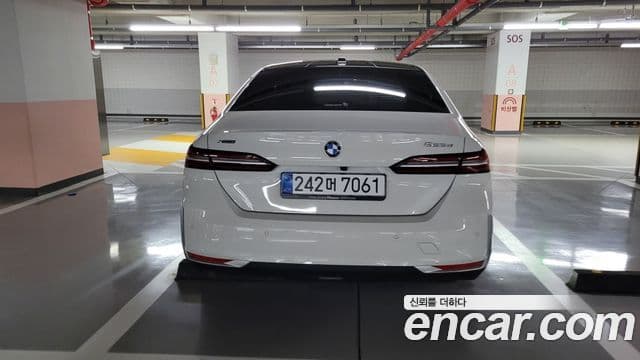 BMW 5시리즈 (G60), 2025 3