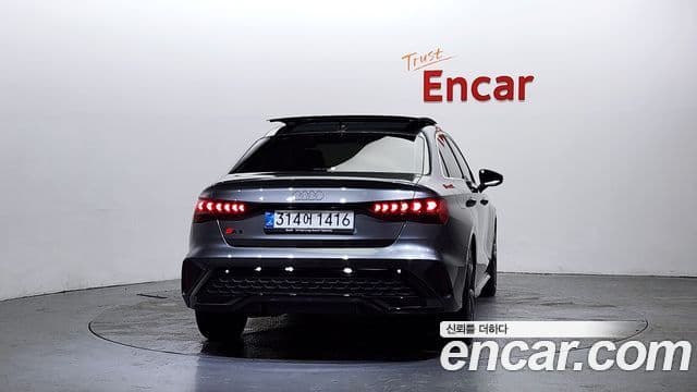 Audi A3 (8Y) Premium, 2025 4