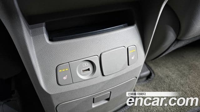 Kia The / новый New Carnival Luxury, 2019 16