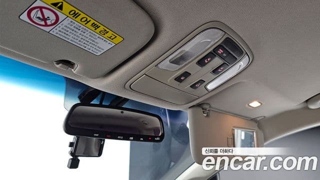 Kia The / новый New Carnival Luxury, 2019 19