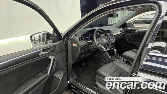 Volkswagen Tiguan 2세대 Prestige, 2023 10