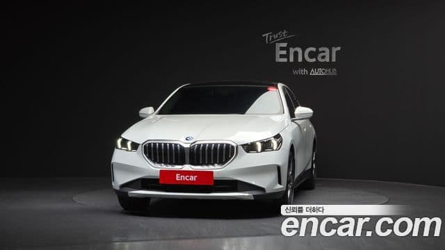 BMW 5시리즈 (G60), 2024 3