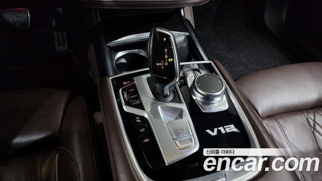 BMW 7시리즈 (G11) M760Li xDrive, 2017 9