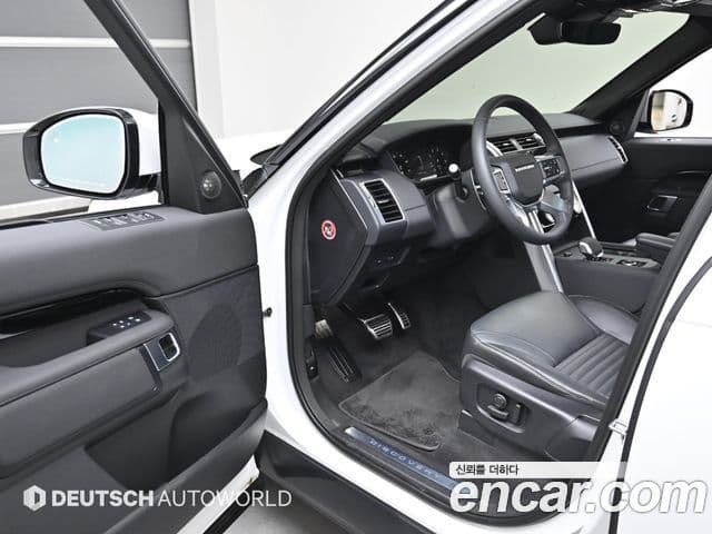 Land Rover Discovery 5 2.0 P300 S, 2025 11