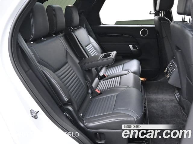 Land Rover Discovery 5 2.0 P300 S, 2025 12