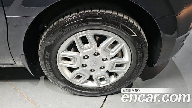 Hyundai Staria Modern, 2023 все фото