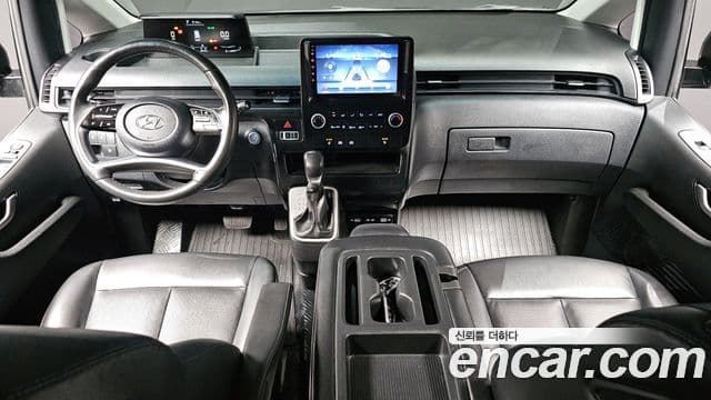 Hyundai Staria Modern, 2023 7