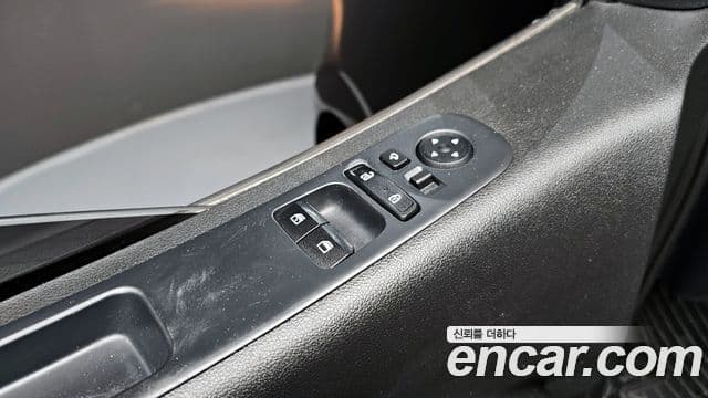 Hyundai Staria Modern, 2023 19