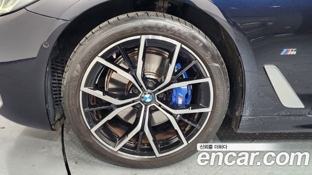 BMW 5시리즈 (G30) 530i xDrive M Sport, 2022 все фото
