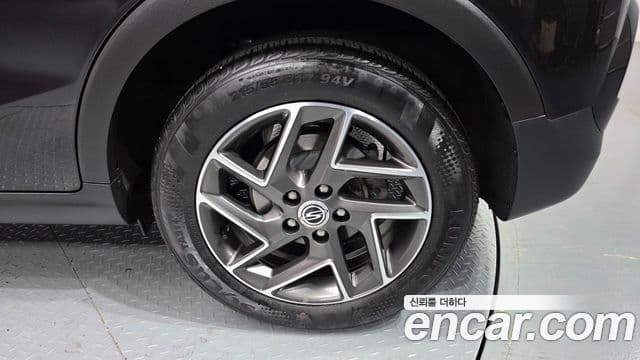 KG모빌리티(SsangYong) Berry New Tivoli V3, 2022 все фото