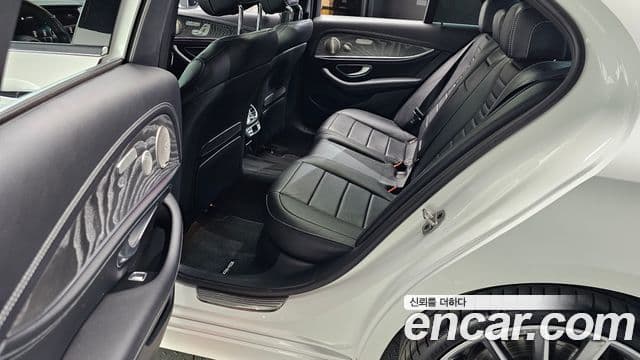 Mercedes-Benz E-класс W213 AMG Line, 2022 12