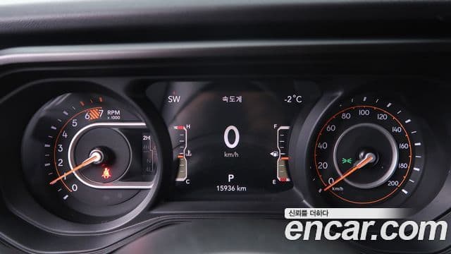 Jeep Wrangler (JL) 2.0 Sahara 4도어, 2024 8