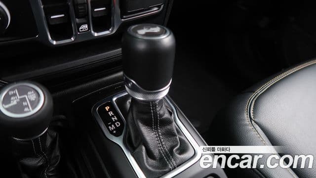 Jeep Wrangler (JL) 2.0 Sahara 4도어, 2024 9