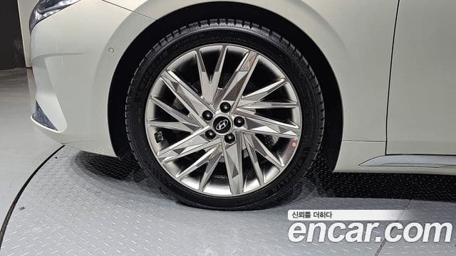 Hyundai The / новый New Grandeur IG Calligraphy, 2020 все фото