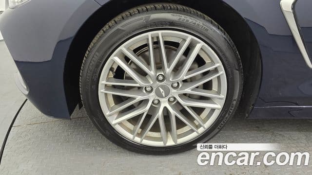 Genesis G70 Elite, 2020 все фото