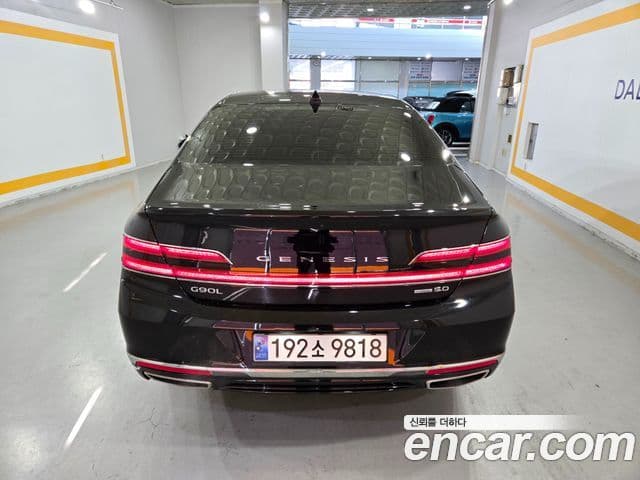 Genesis G90 лимузин Prestige, 2019 3