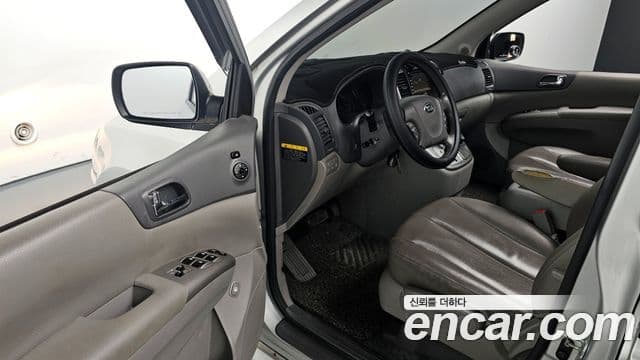 Kia Carnival R Premium, 2013 11