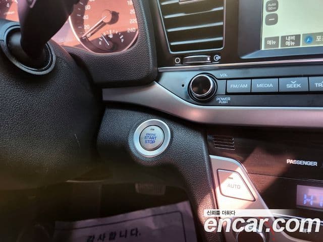 Hyundai Avante AD Modern, 2017 11