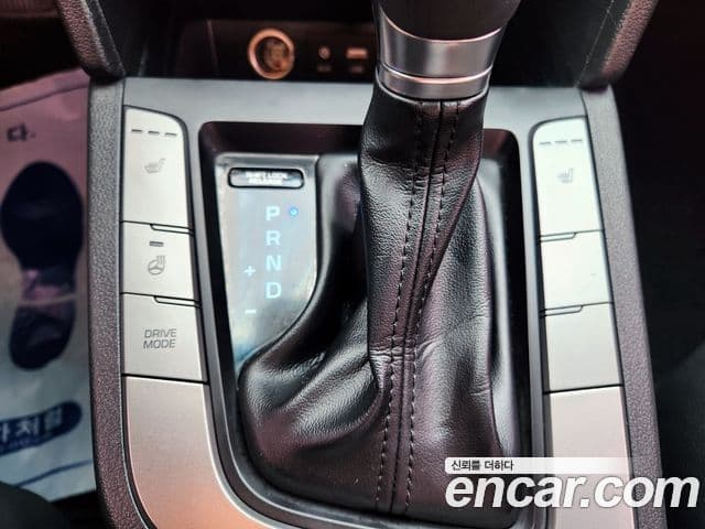 Hyundai Avante AD Modern, 2017 12