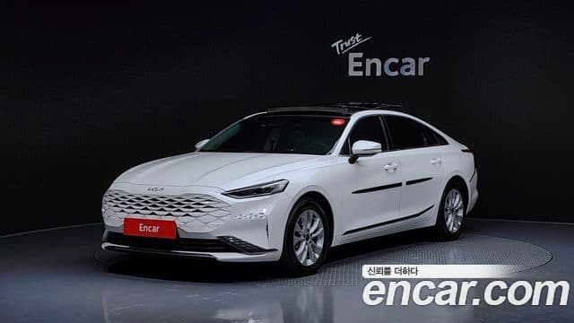 Kia K8 Trendy(арендный автомобиль), 2023 1