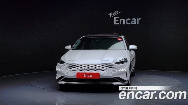 Kia K8 Trendy(арендный автомобиль), 2023 3