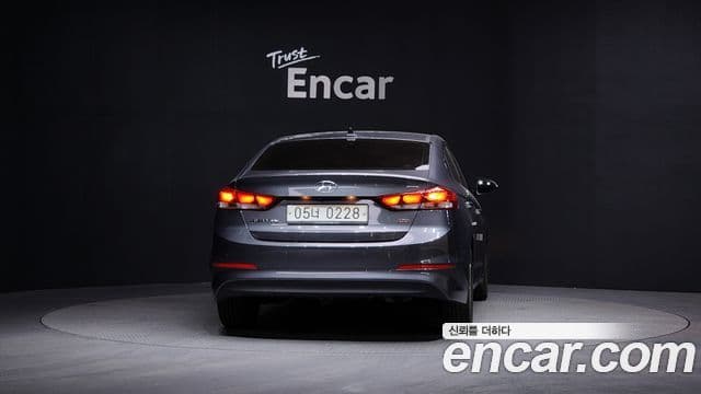 Hyundai Avante AD Modern, 2016 4