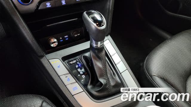 Hyundai Avante AD Modern, 2016 9