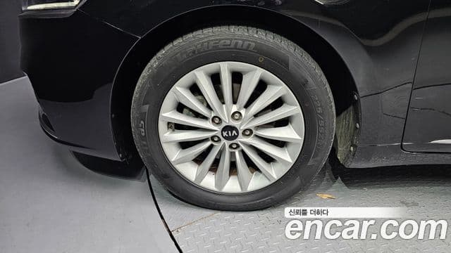 Kia All New K7 3.0 LPI Luxury (арендный автомобиль), 2016 все фото