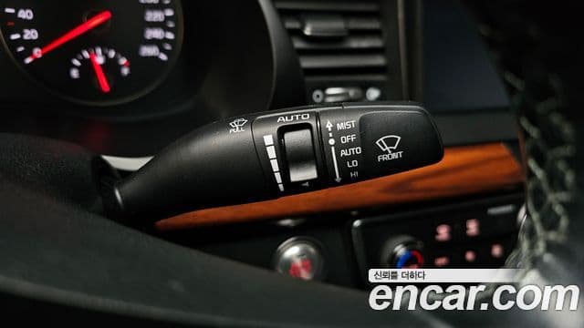 Kia All New K7 3.0 LPI Luxury (арендный автомобиль), 2016 18