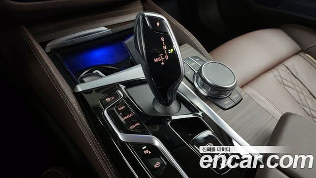 BMW 5시리즈 (G30) Luxury, 2023 9