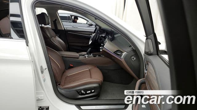 BMW 5시리즈 (G30) Luxury, 2023 11