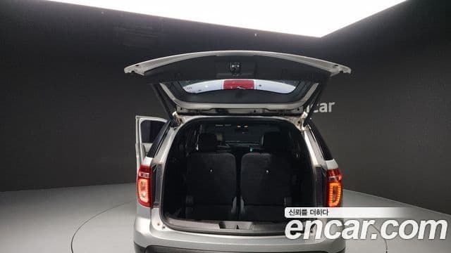 Ford Explorer 5세대, 2013 20