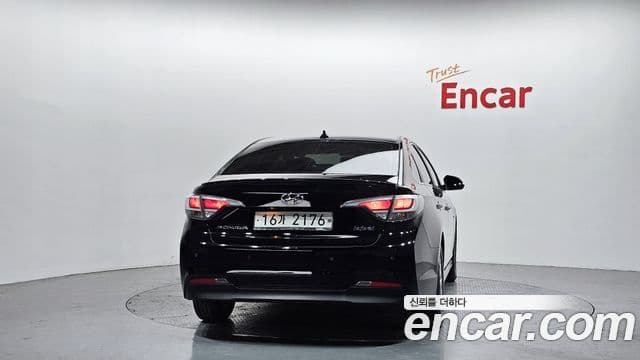 Hyundai LF Sonata гибрид Smart, 2017 4