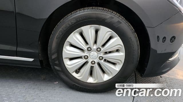 Hyundai LF Sonata гибрид Smart, 2017 все фото