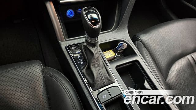 Hyundai LF Sonata гибрид Smart, 2017 9