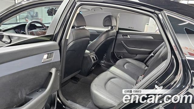 Hyundai LF Sonata гибрид Smart, 2017 11